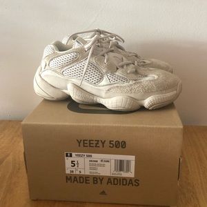 Yeezy Desert Rat 500 Blush Sneakers 5.5 38